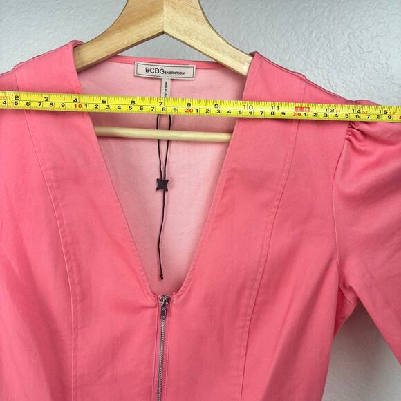 BCBGeneration Coral Tie-Waist Utility Romper Sz XS – Short Sleeve Jumpsuit NWOT - Picture 10 of 13